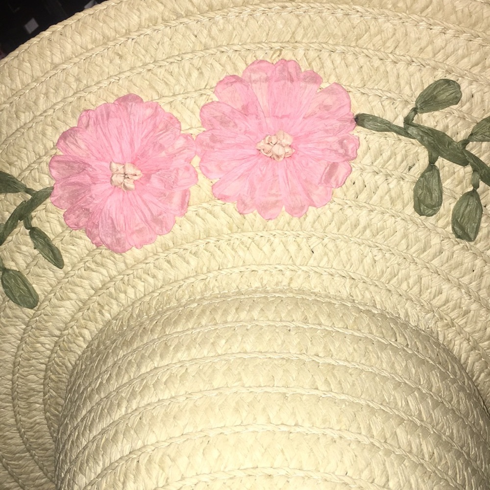 Straw hat - Picture 3 of 4